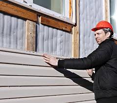 How To Choose The Right Materials for Your Siding Installation in 'Roosevelt Gardens, FL